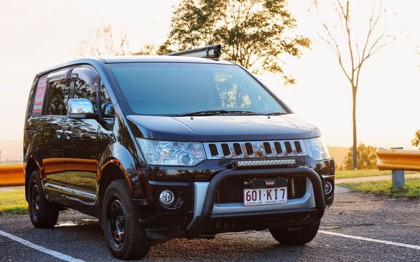 campervan hire D5 4X4 Adventure Camper
