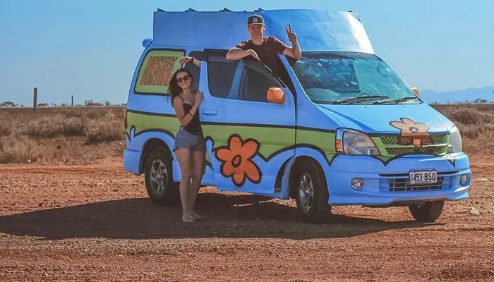 Mystery Machine 2-3